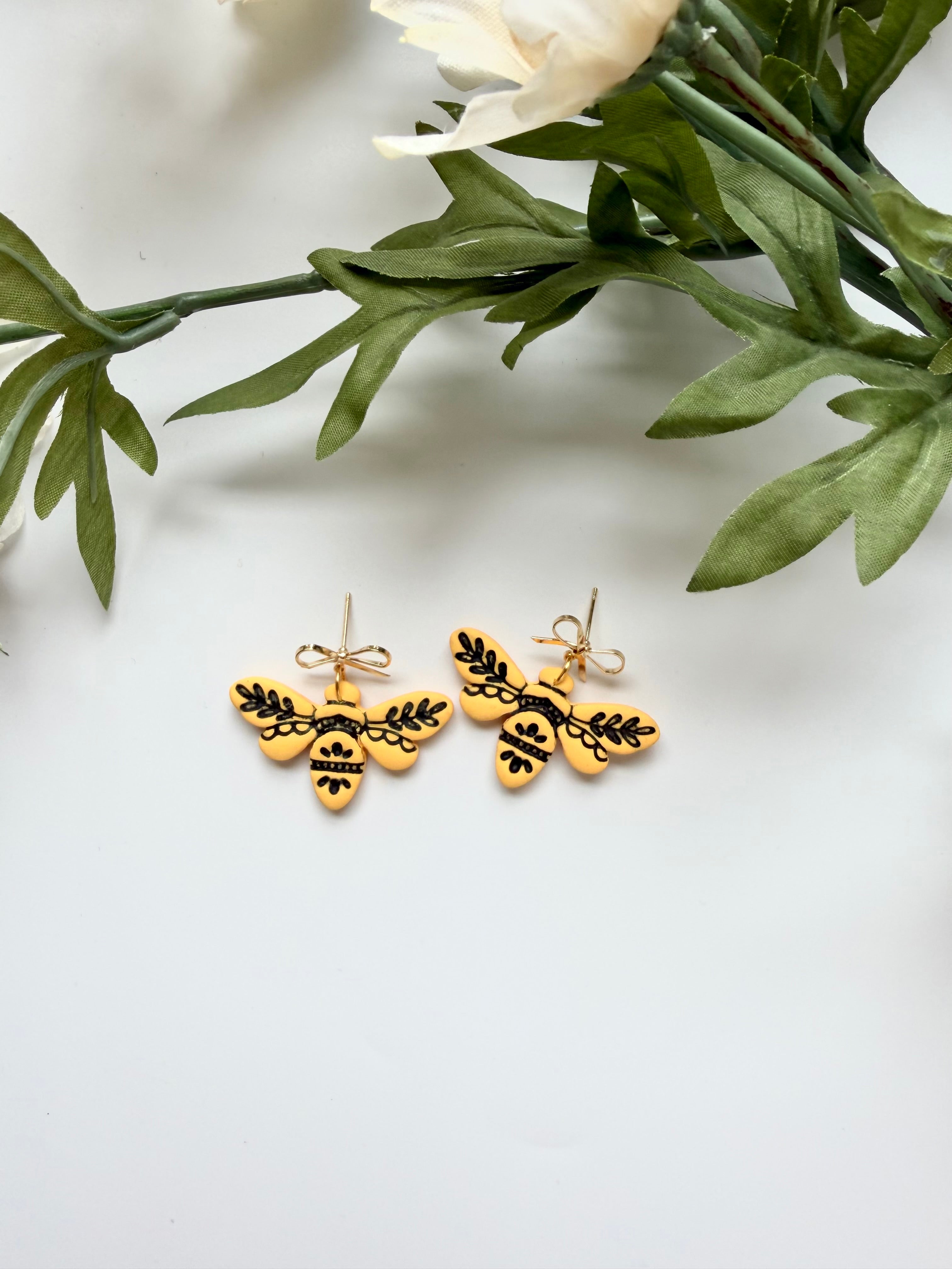 Simple Bee Dangles