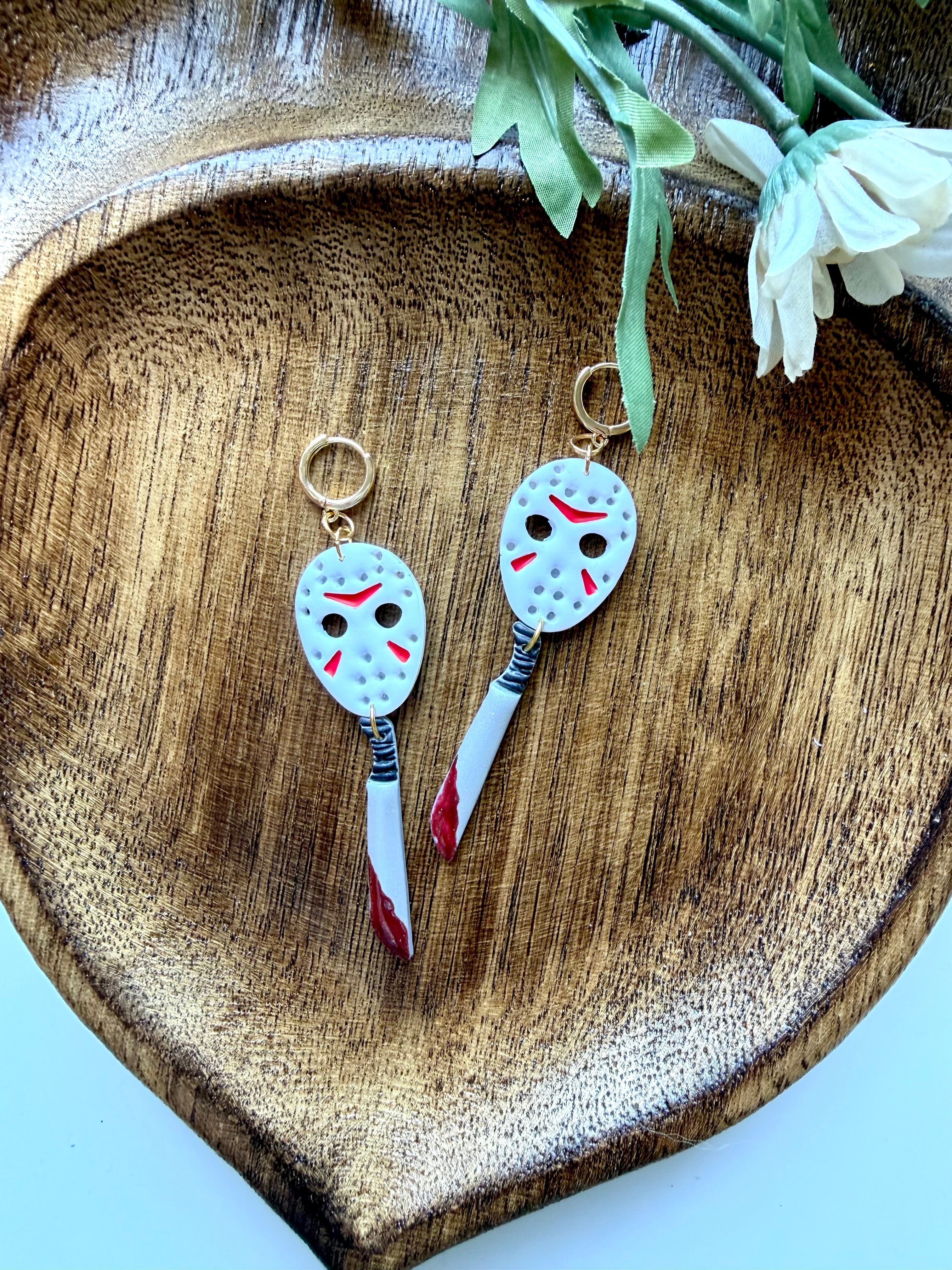 Horror Dangles