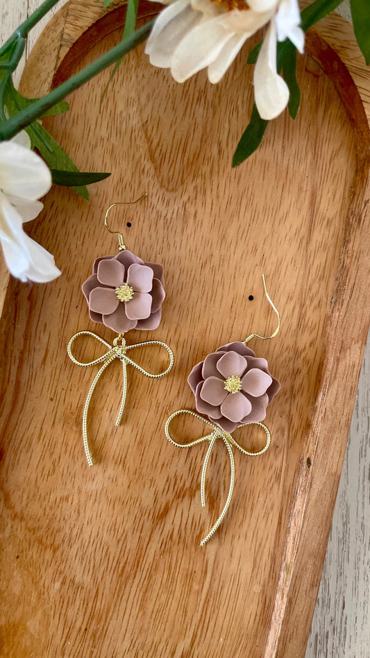 3D Flowers with Bows