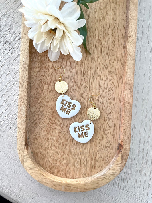 Kiss Me Dangles