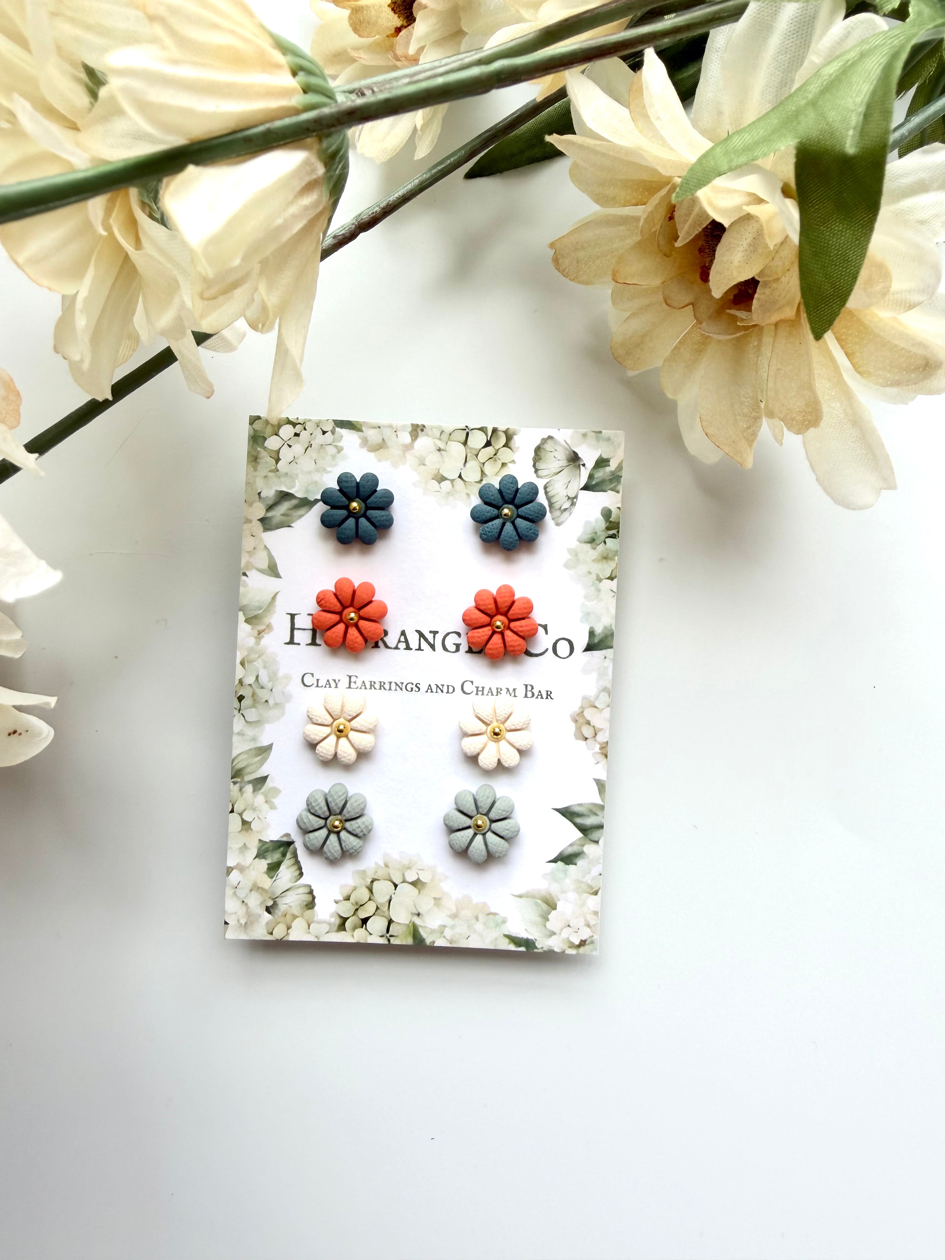 Mini Daisy Stud Pack