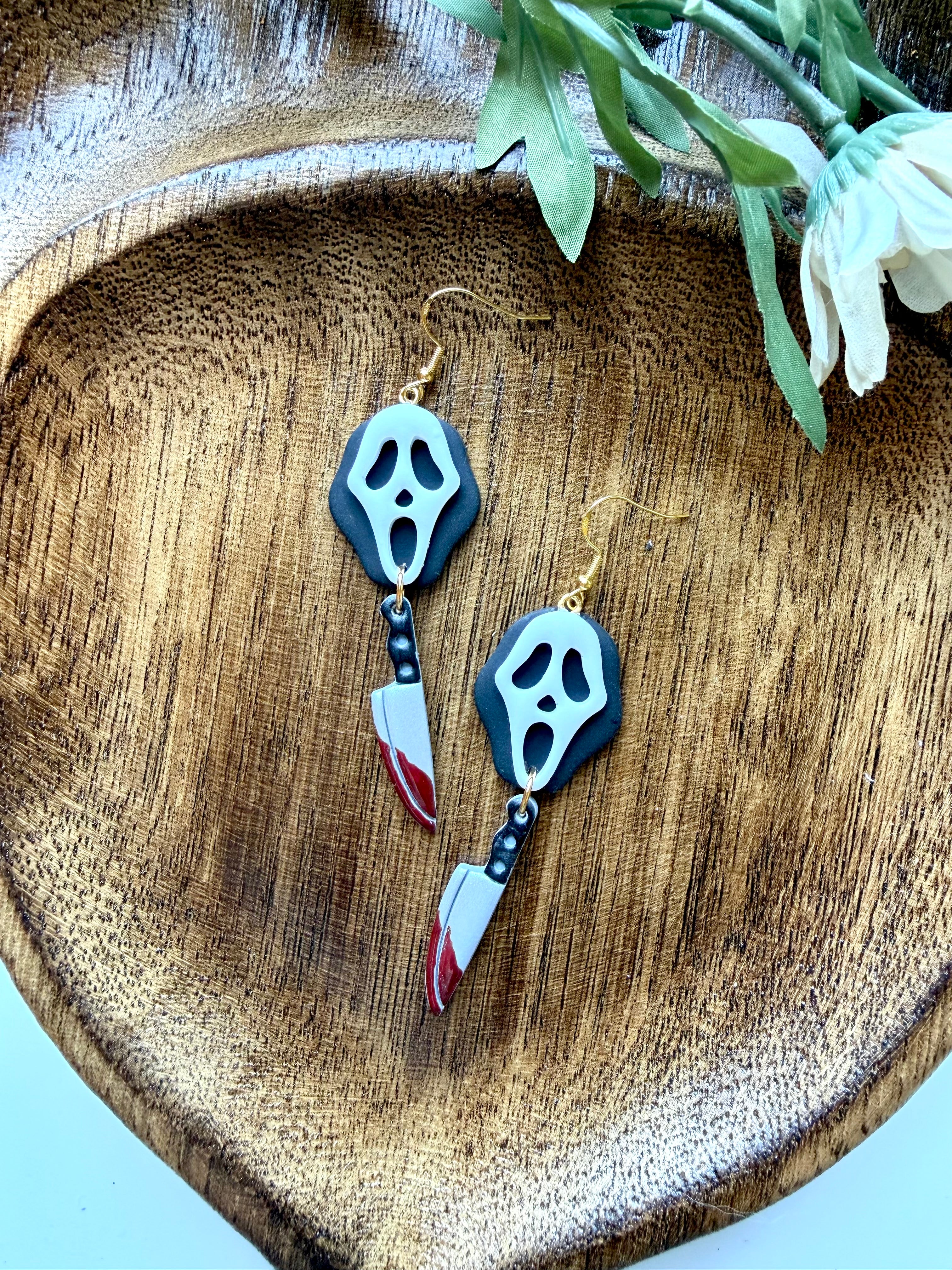 Horror Dangles