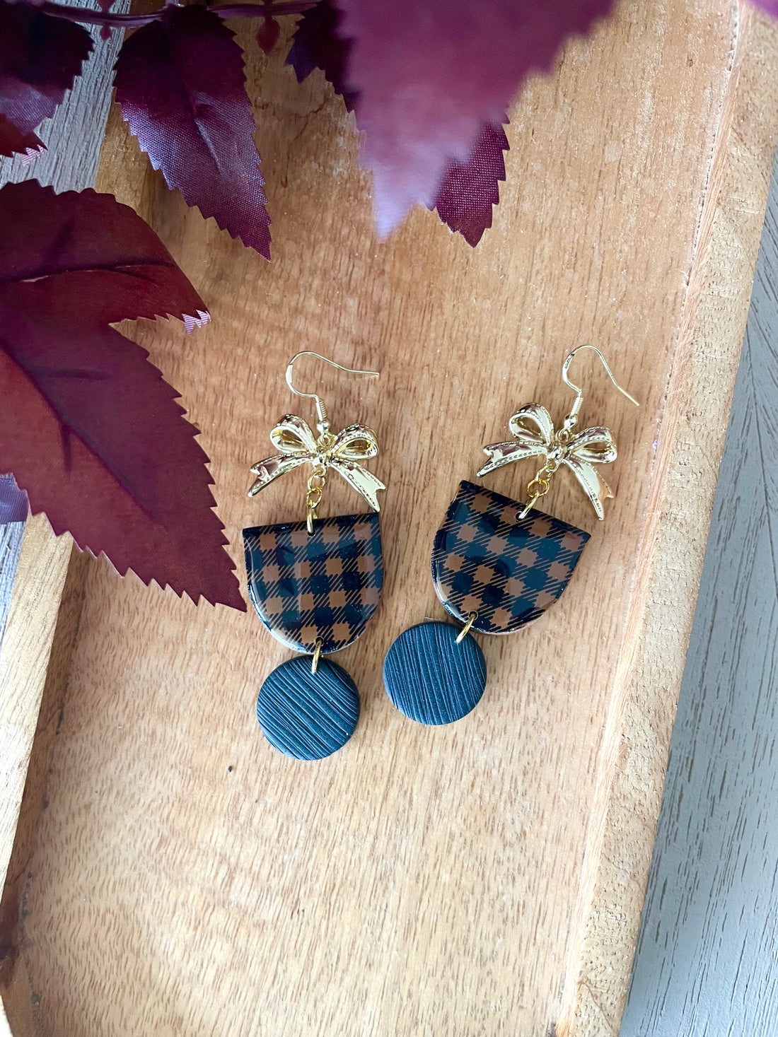 Buffalo-Check Arch+Bow Dangles