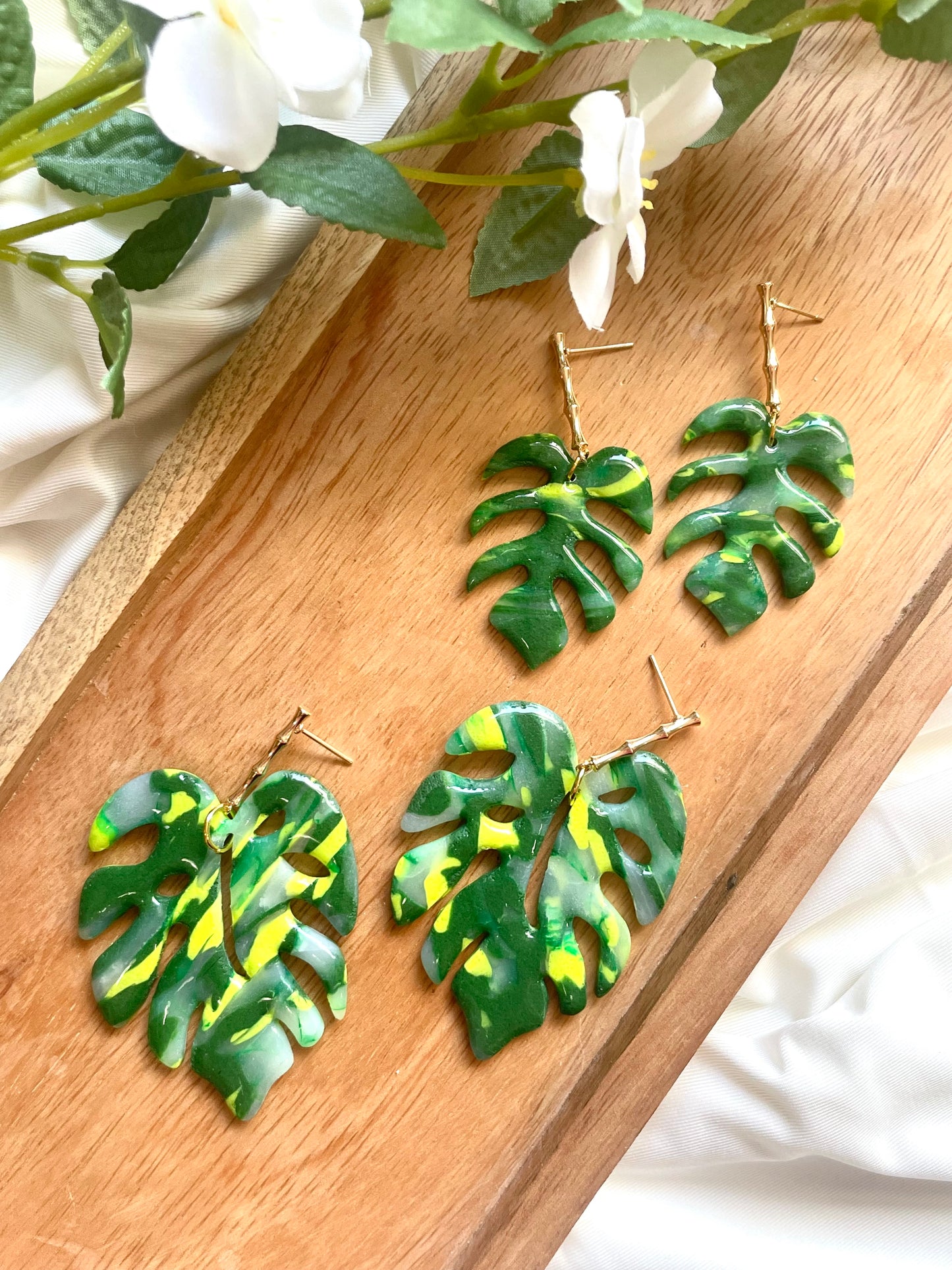 Monstera Dangles