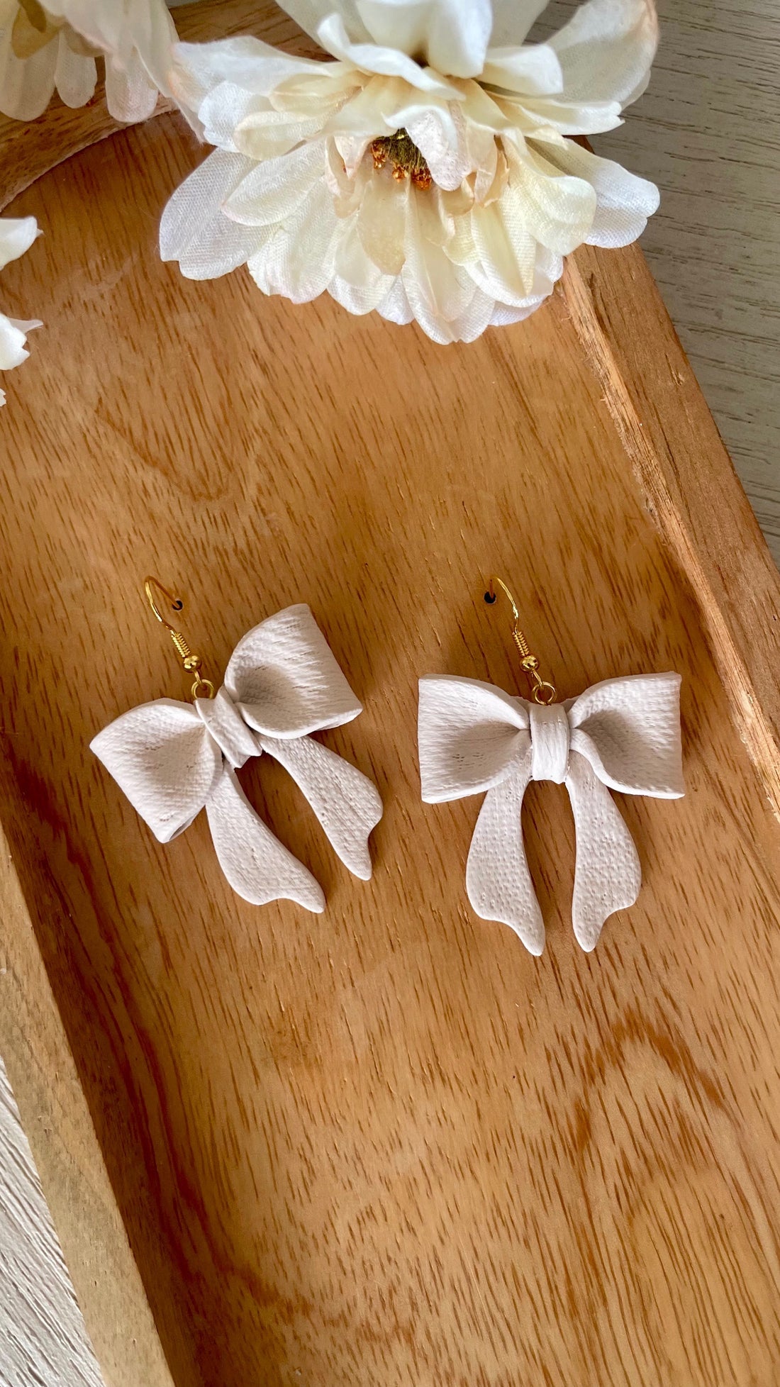 Linen Texture Bows