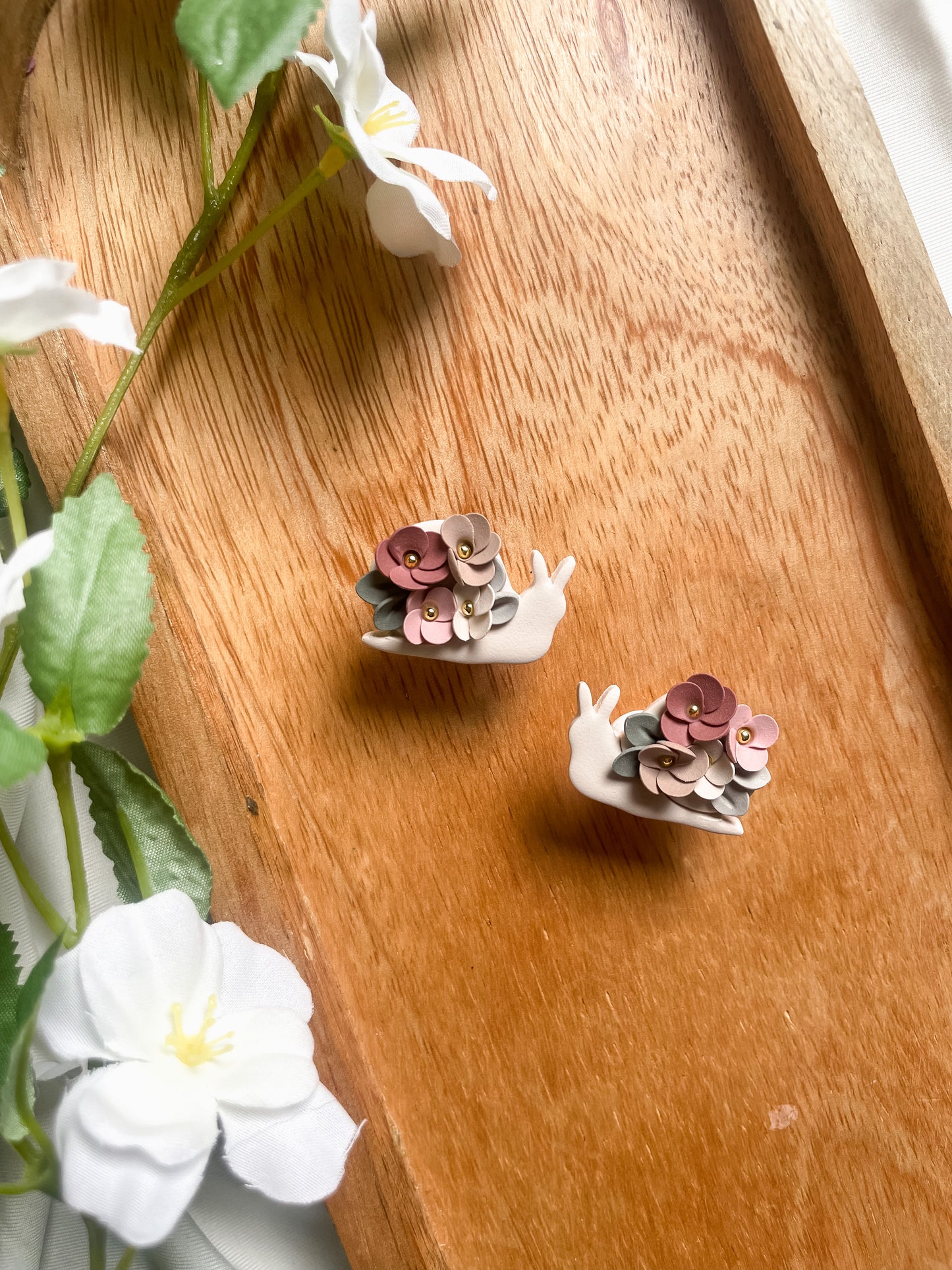 Garden Snail Studs