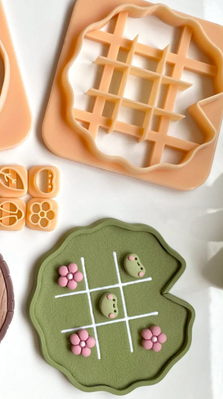 Lily Pad Tic-Tac-Toe Game