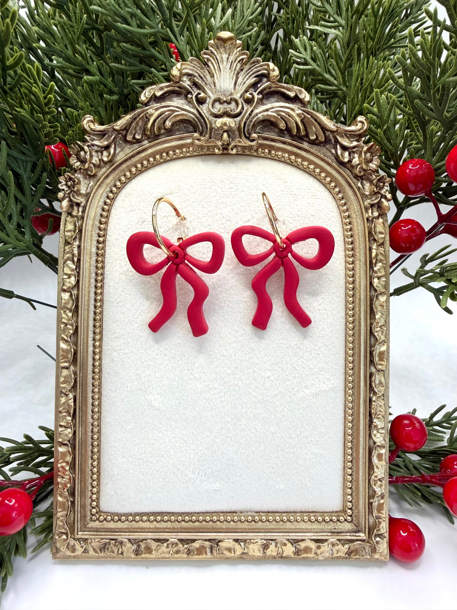 Red Bow Hoops
