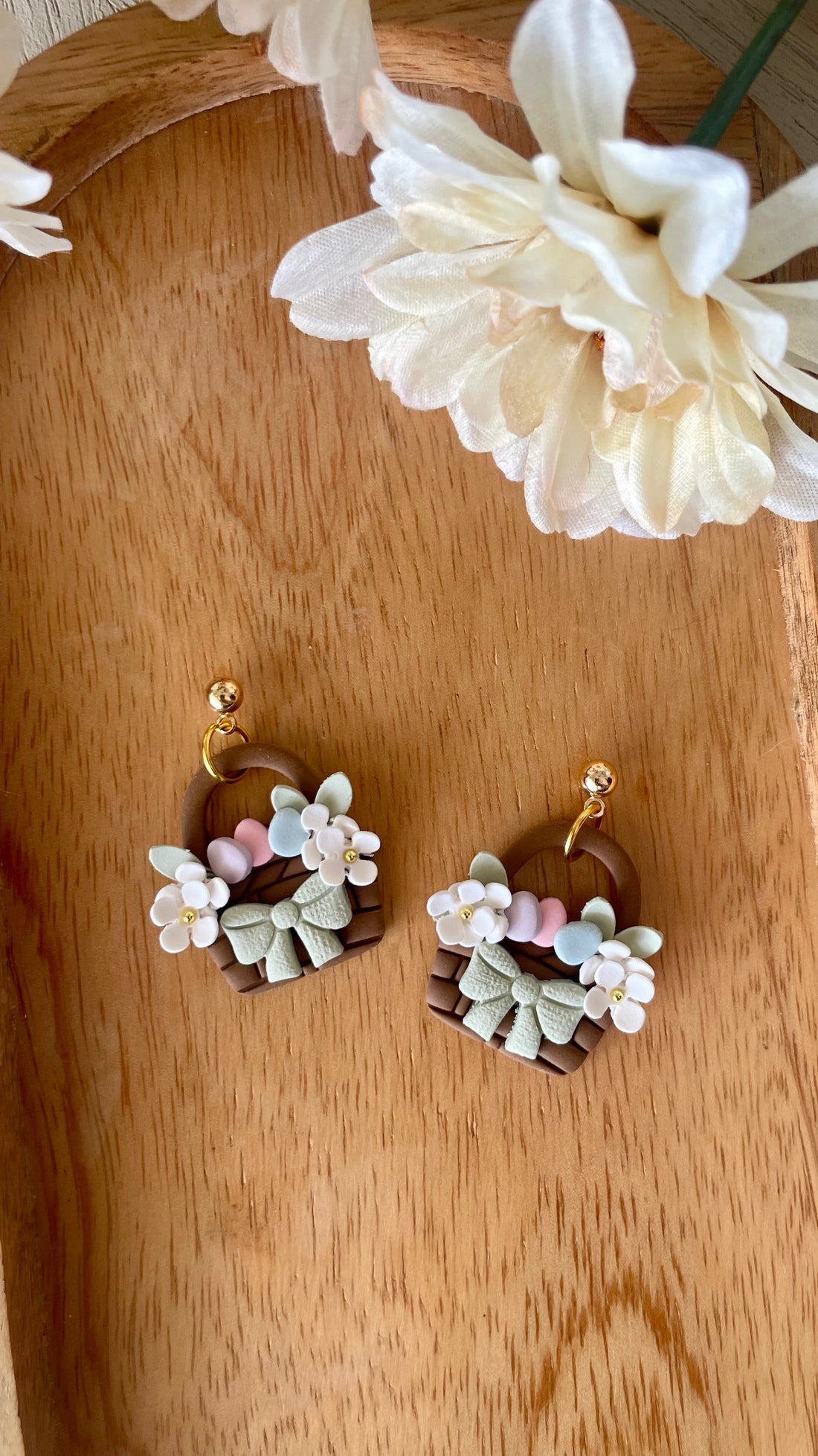 Spring Basket Dangles