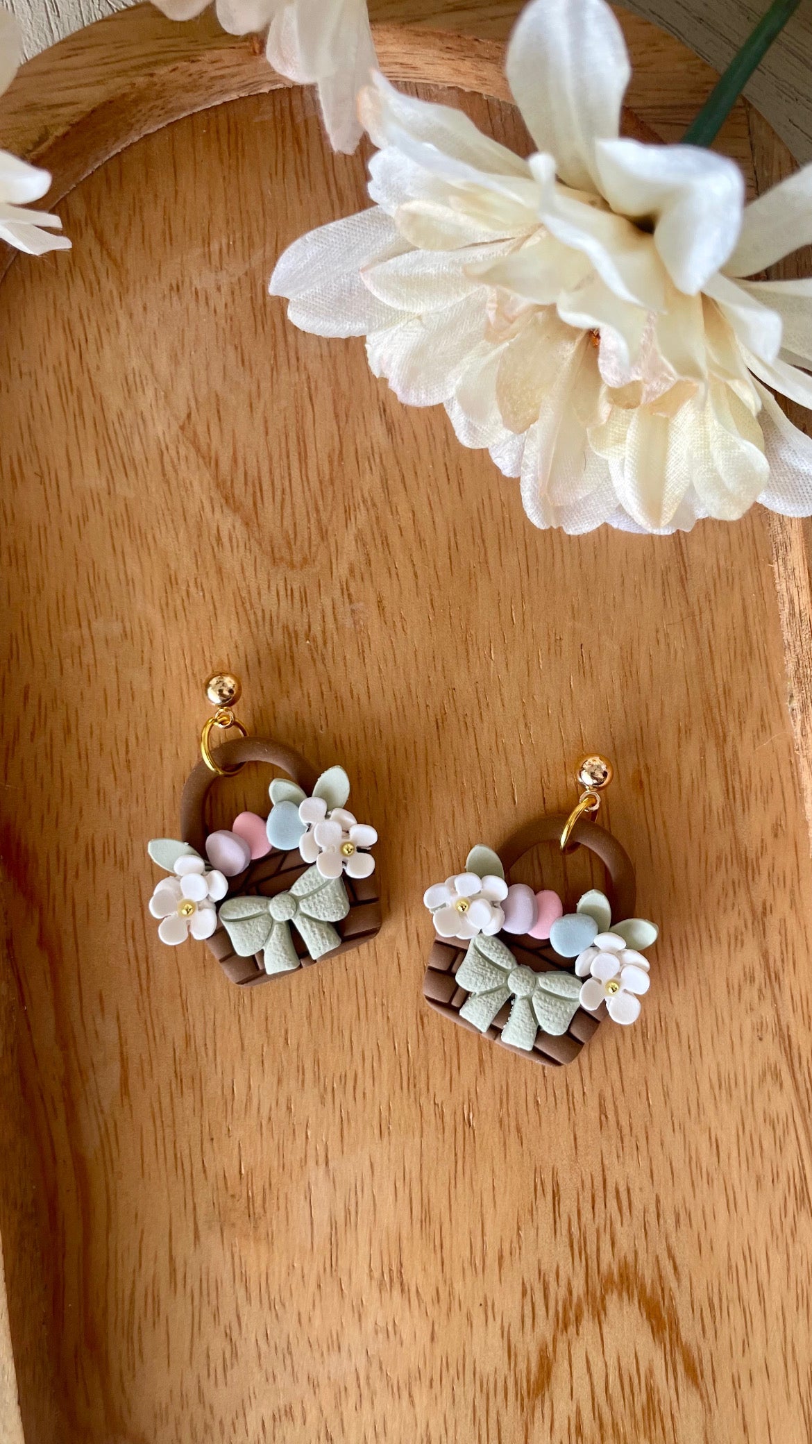 Spring Basket Dangles