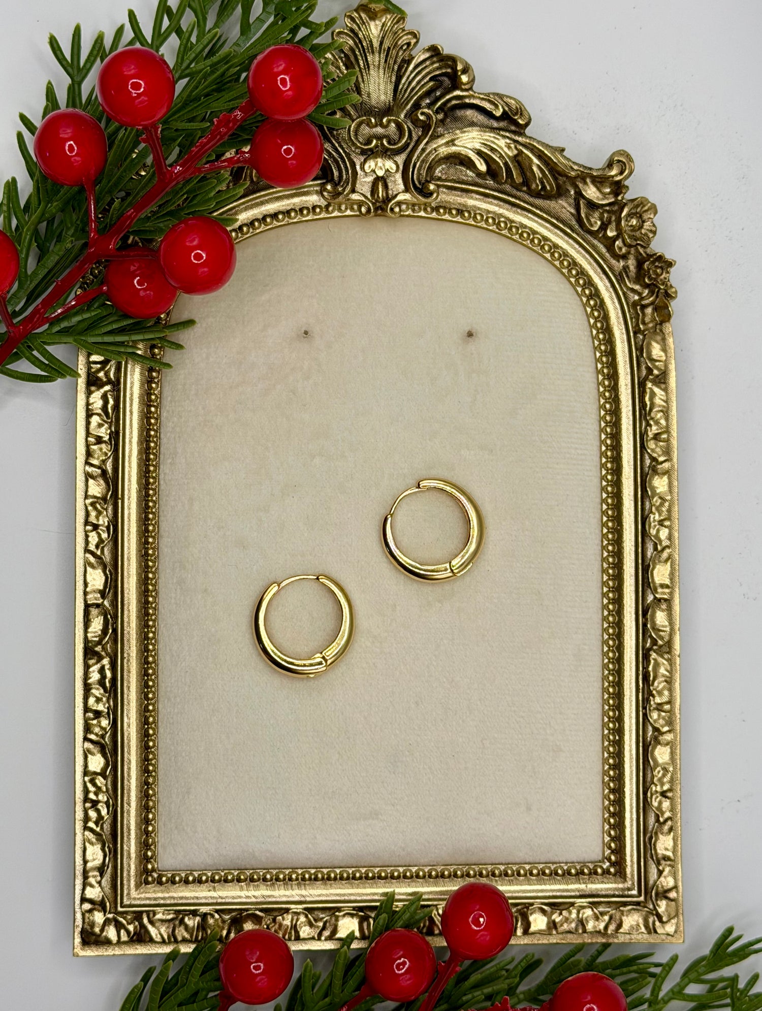 Small Hinge-Closure Gold Filled Hoops