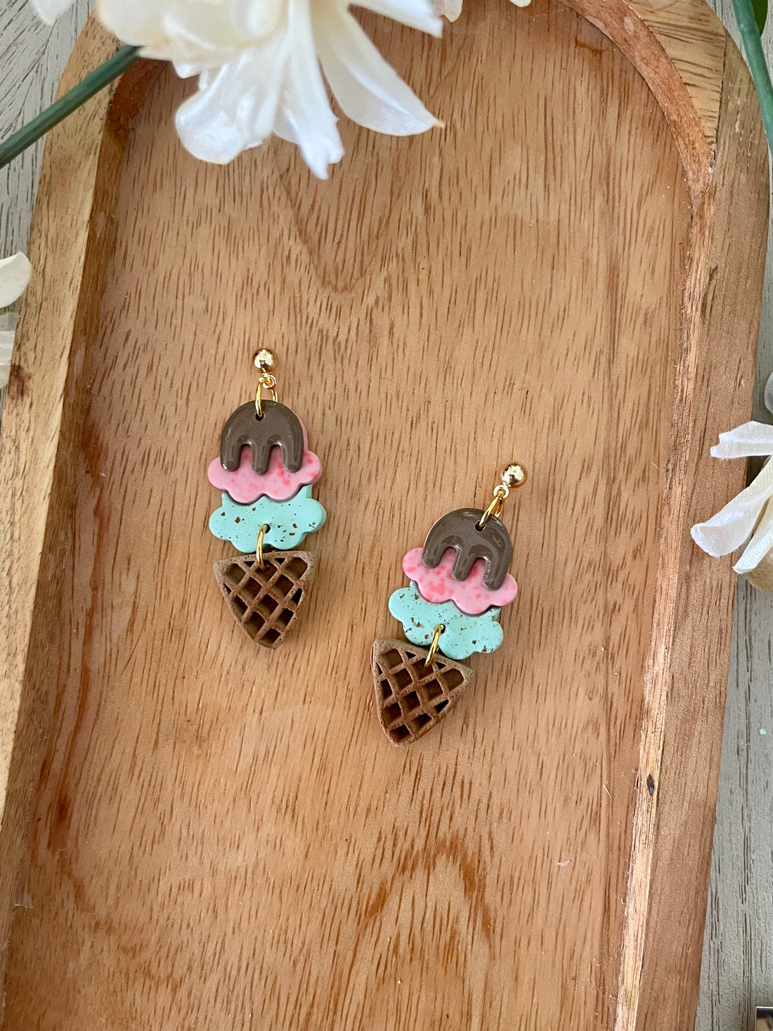 Double Scoop Ice Cream Dangles